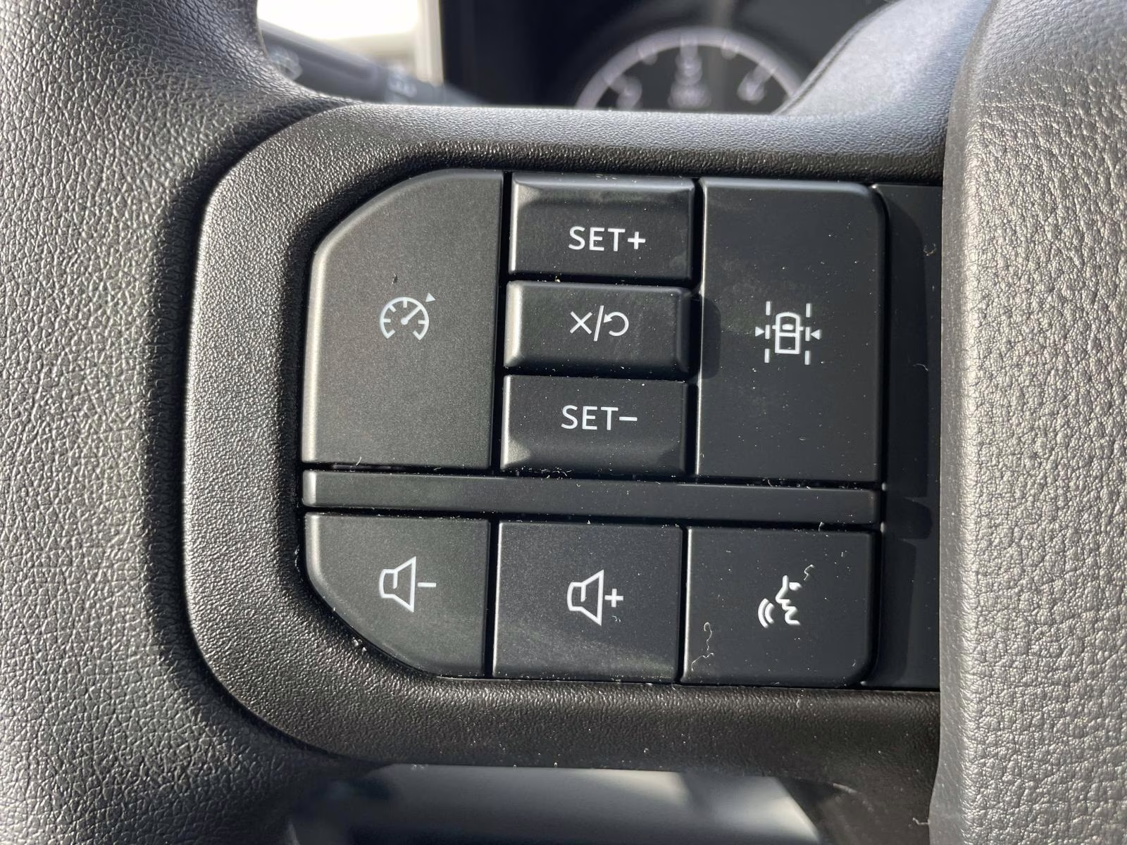 2026 Oxford White Ford Super Duty F-550 DRW XL RWD Chassis