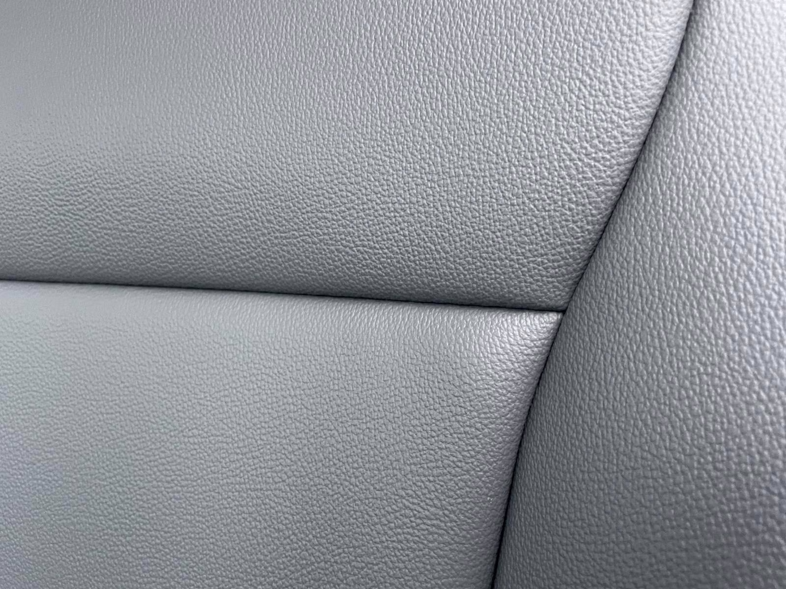 2026 Oxford White Ford Super Duty F-550 DRW XL 4X4 Chassis