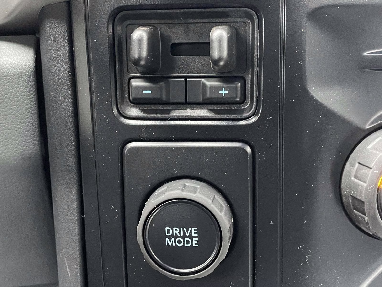 2026 Oxford White Ford Super Duty F-550 DRW XL 4X4 Chassis