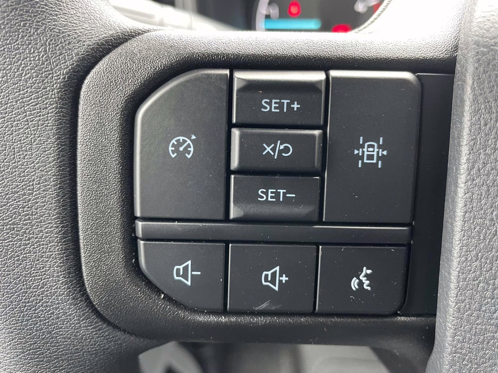 2026 Oxford White Ford Super Duty F-550 DRW XL 4X4 Chassis