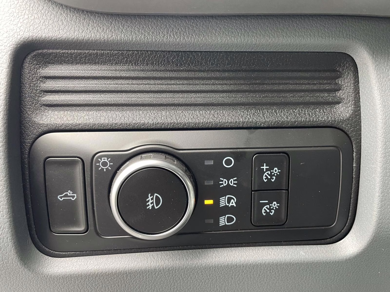 2026 Oxford White Ford Super Duty F-550 DRW XL 4X4 Chassis