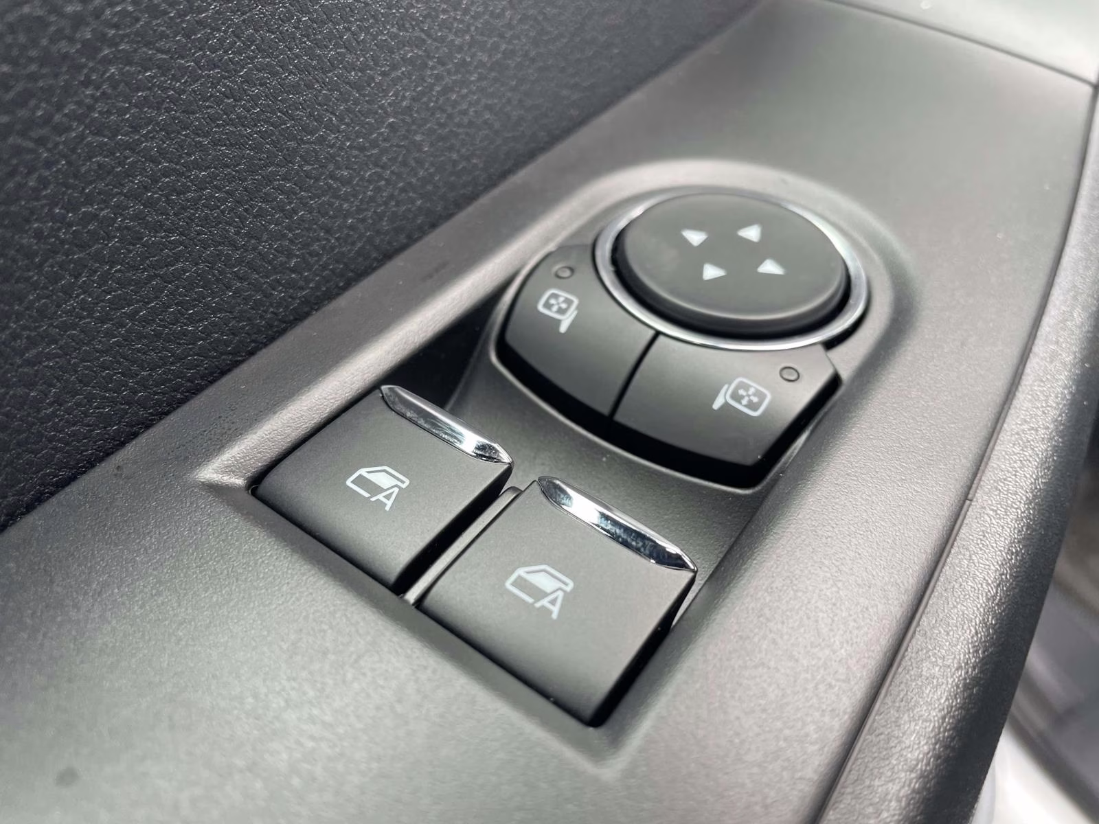 2026 Oxford White Ford Super Duty F-550 DRW XL 4X4 Chassis