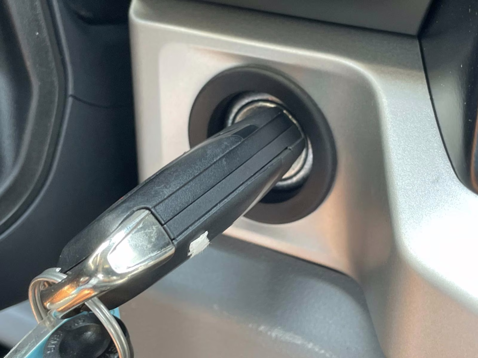 2025 Oxford White Ford F-600SD XL 4X4 Chassis