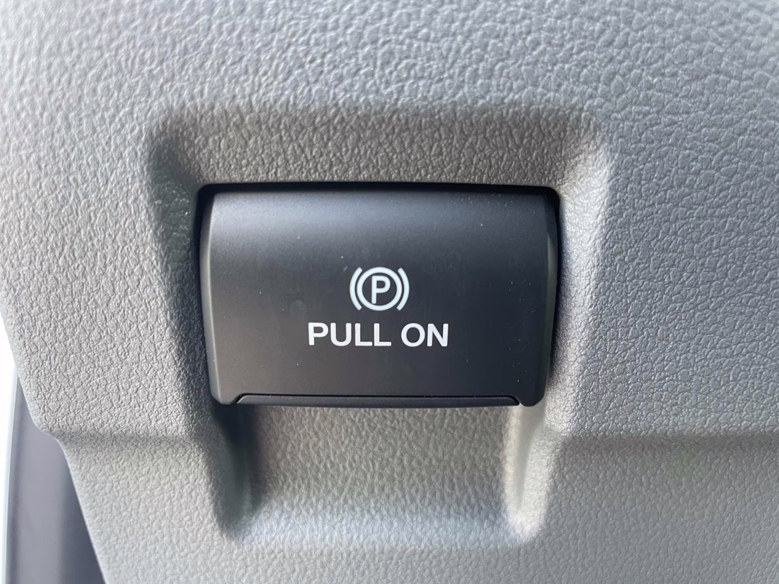 2025 Oxford White Ford F-600SD XL 4X4 Chassis