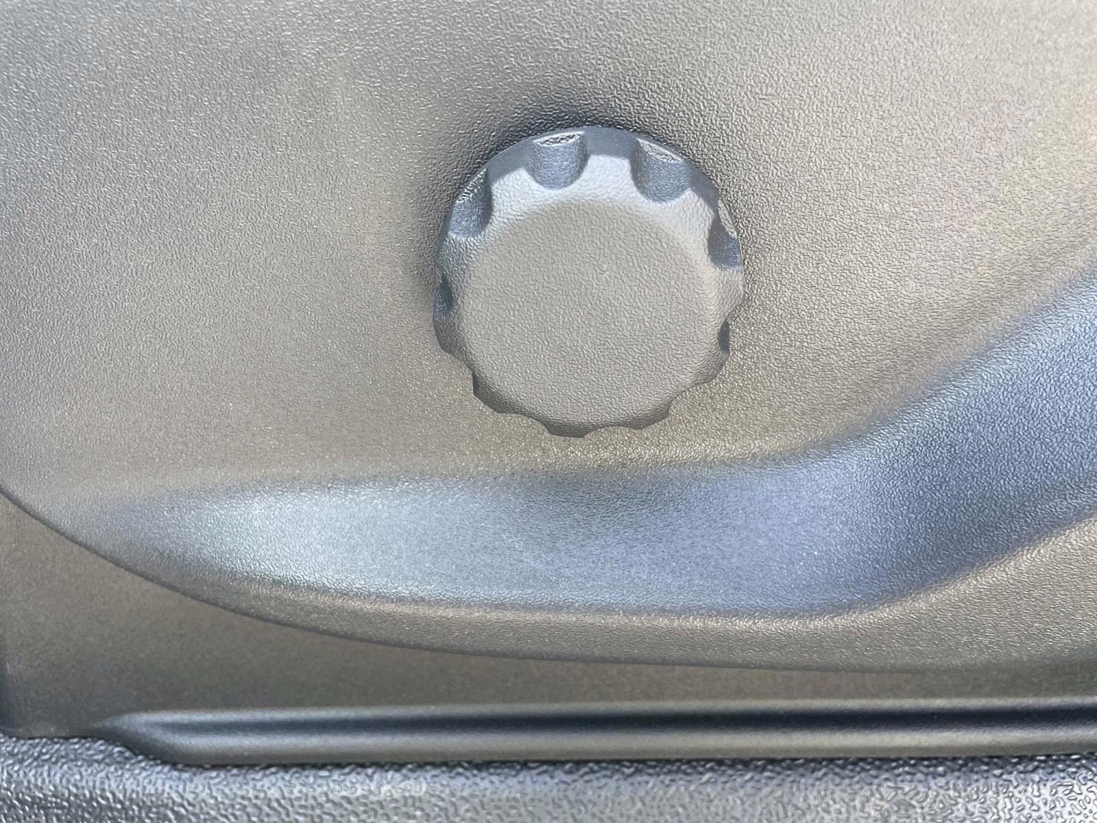 2025 Oxford White Ford F-600SD XL 4X4 Chassis