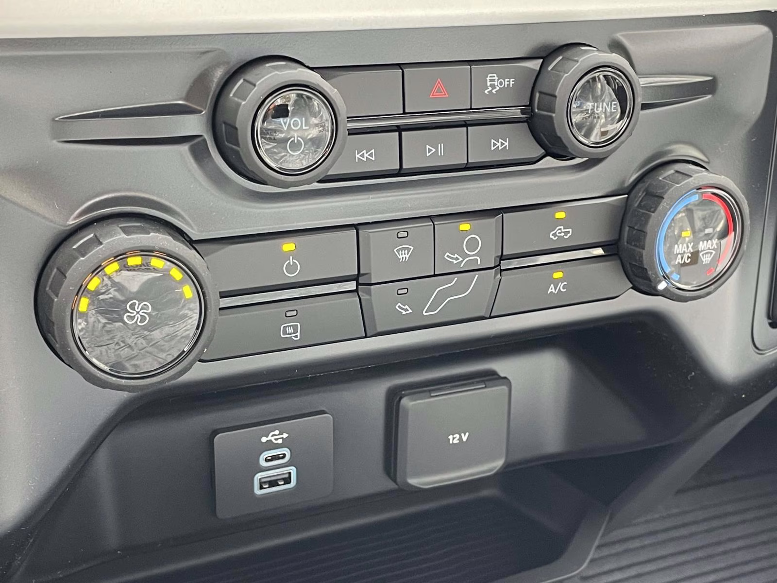 2026 Oxford White Ford Super Duty F-350 SRW XL 4X4 Chassis