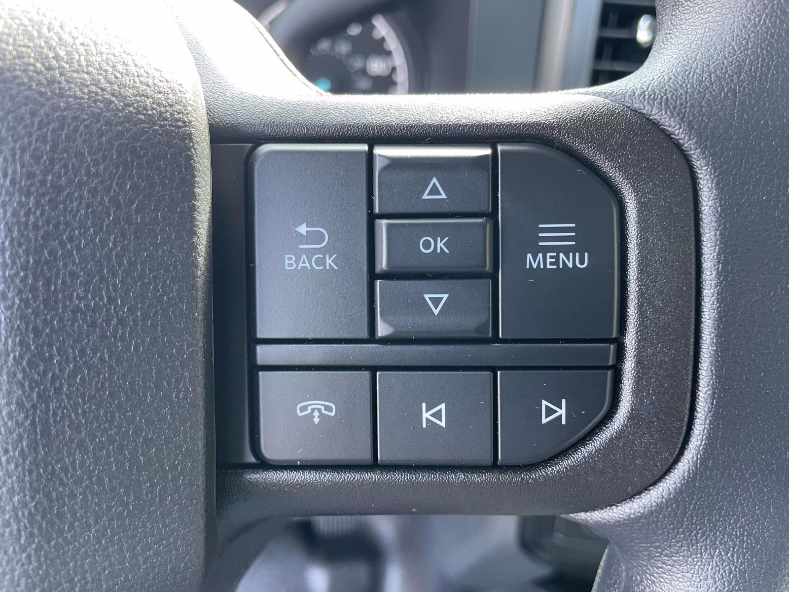 2026 Oxford White Ford Super Duty F-350 DRW XL RWD Chassis