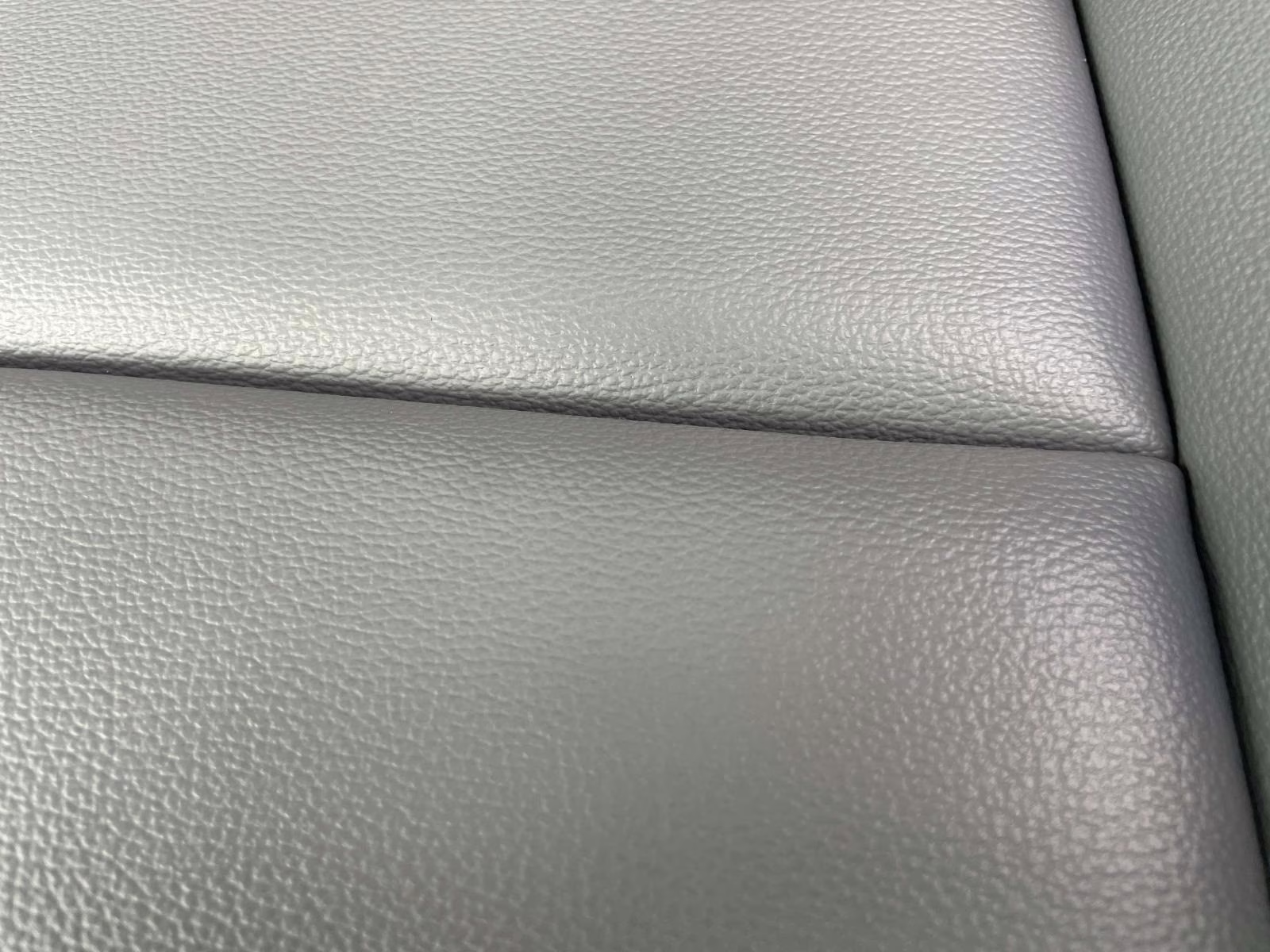 2026 Oxford White Ford Super Duty F-350 DRW XL RWD Chassis