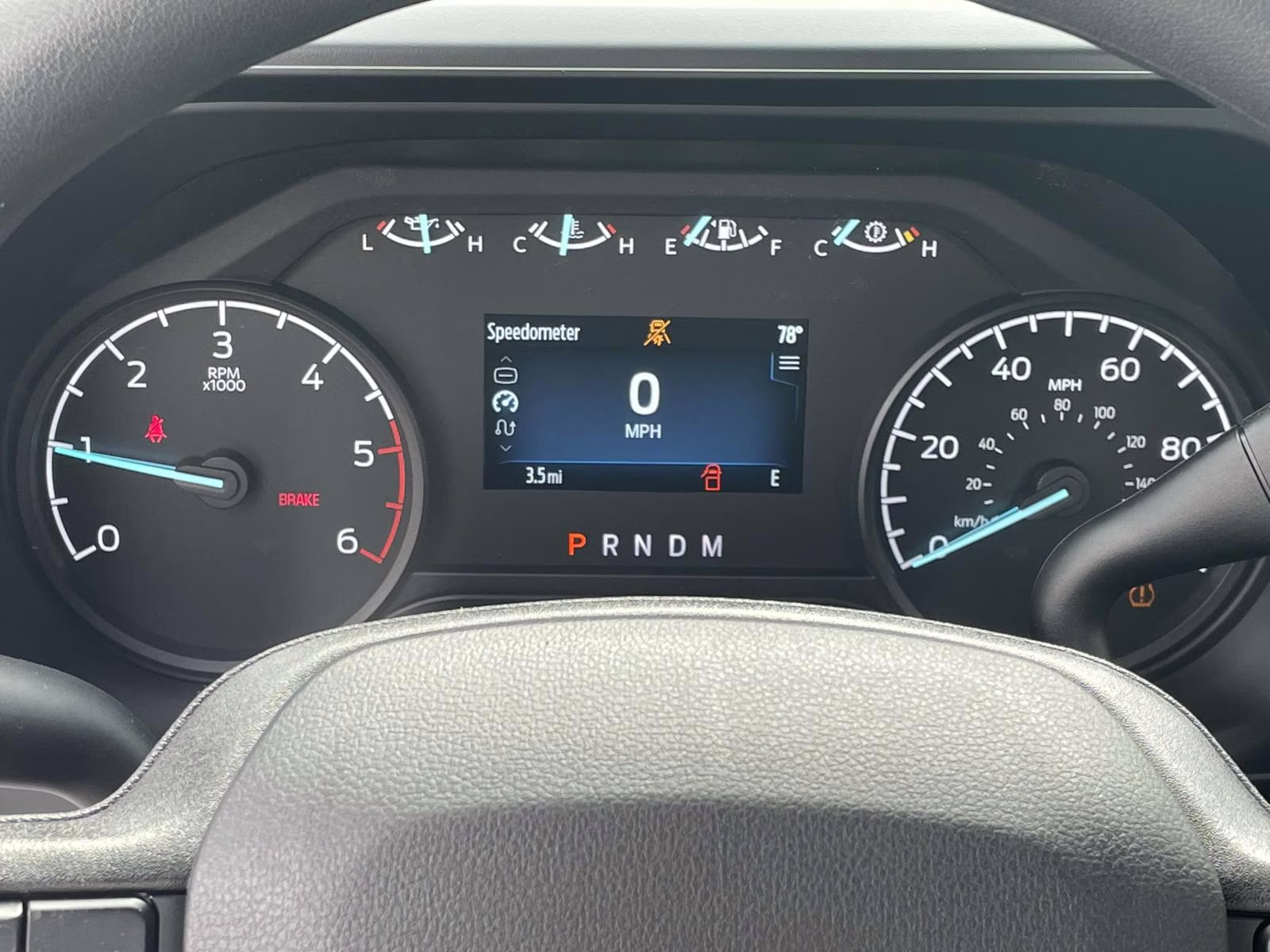 2025 Oxford White Ford Super Duty F-350 DRW XL RWD Chassis