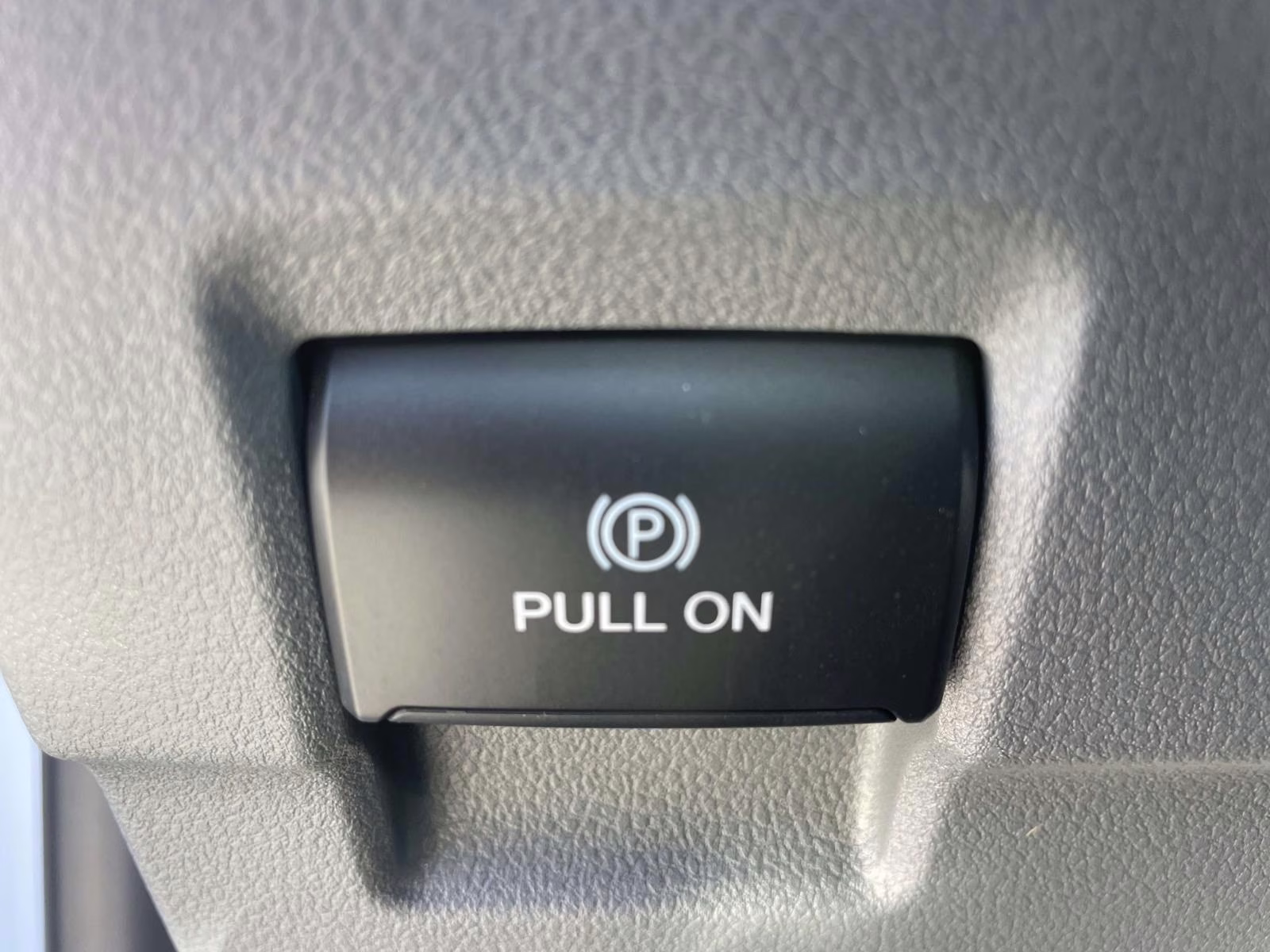 2026 Oxford White Ford Super Duty F-350 DRW XL 4X4 Chassis