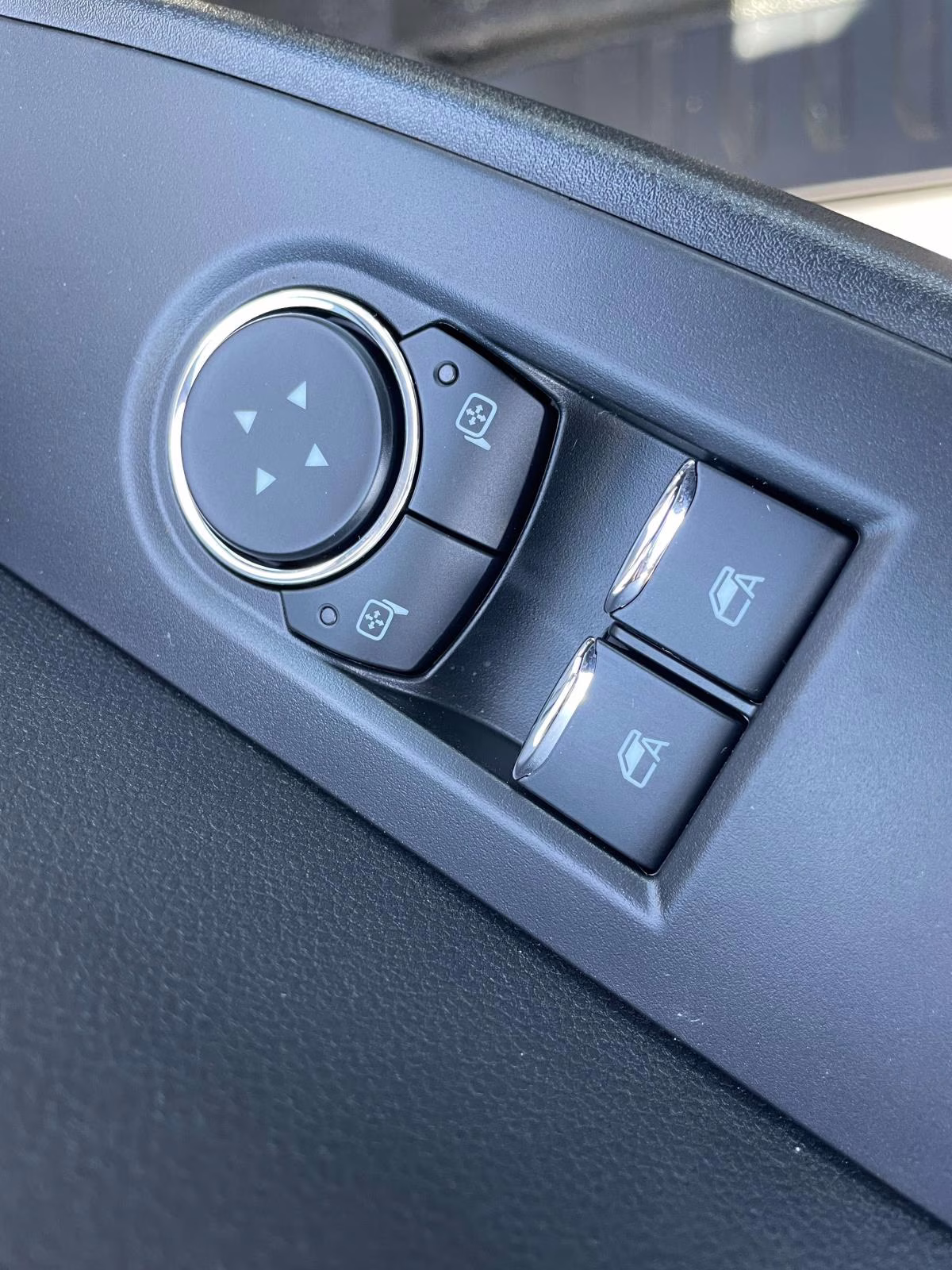 2026 Oxford White Ford Super Duty F-350 DRW XL 4X4 Chassis