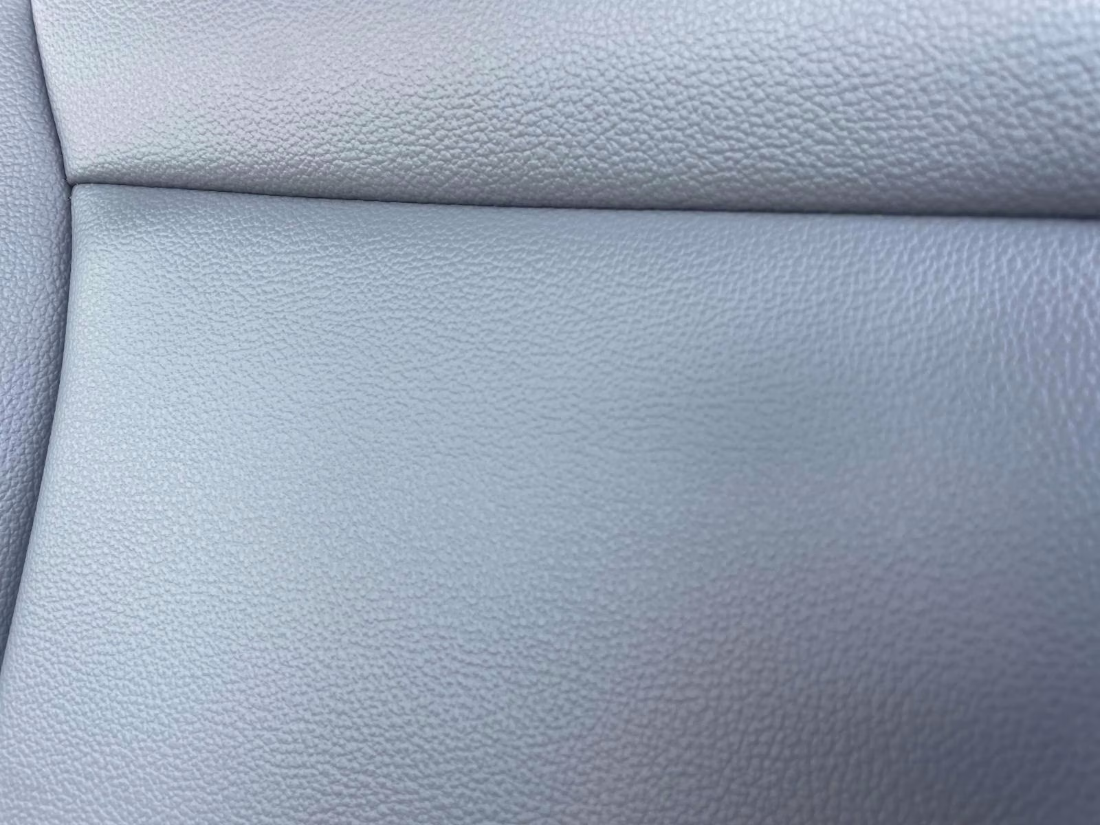 2025 Oxford White Ford Super Duty F-350 DRW XL 4X4 Chassis