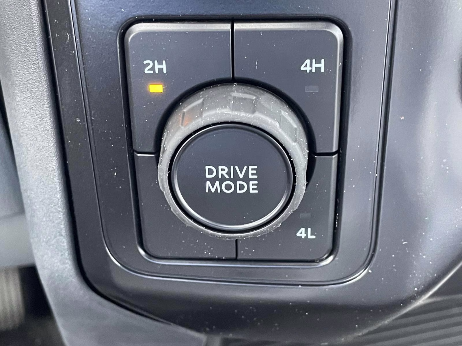 2026 Oxford White Ford Super Duty F-350 DRW XL 4X4 Chassis