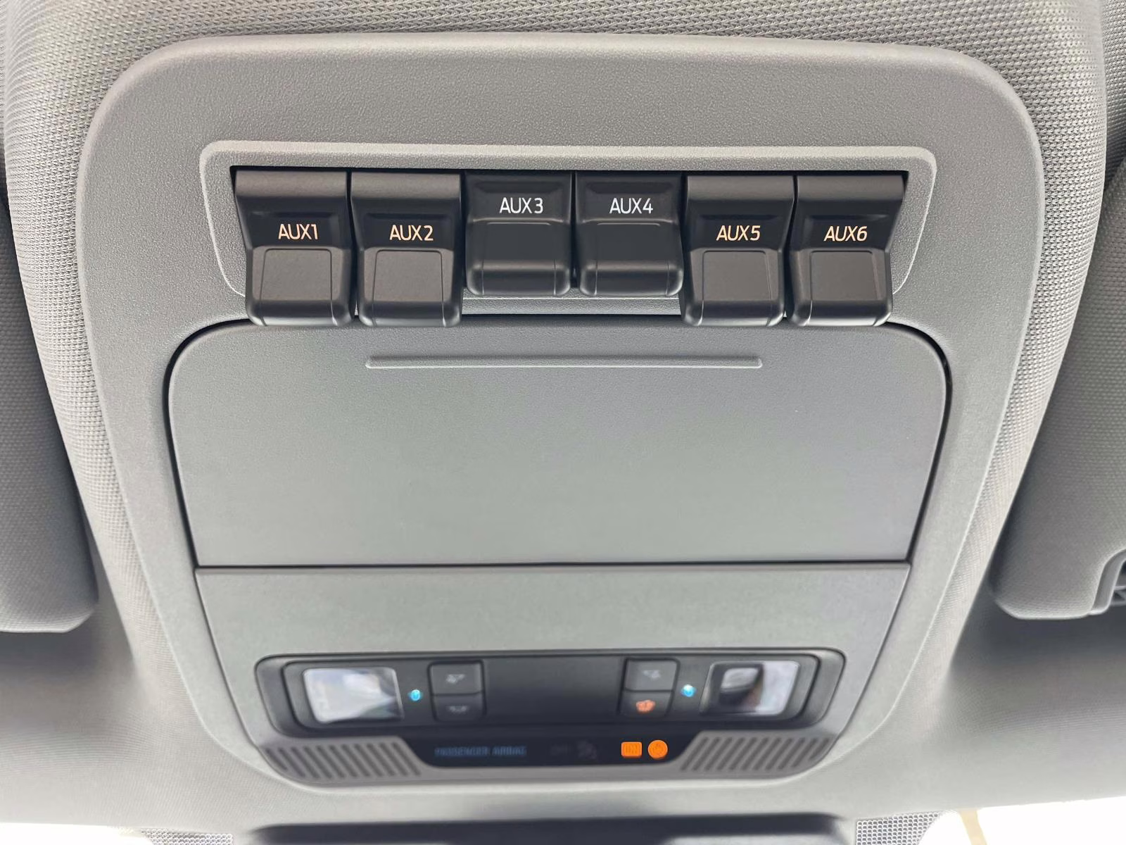 2026 Oxford White Ford Super Duty F-350 DRW XL 4X4 Chassis