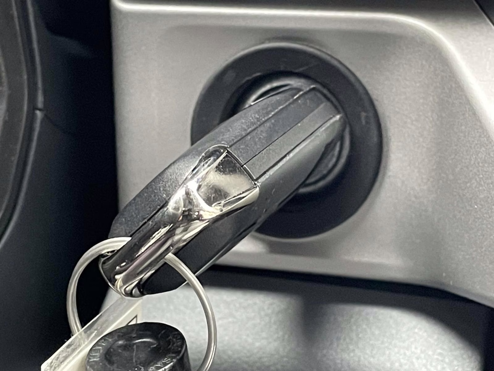 2026 Oxford White Ford Super Duty F-550 DRW XL RWD Chassis