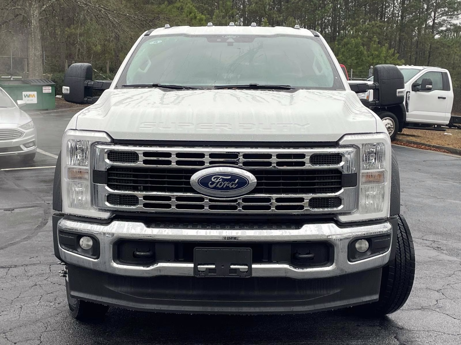 2026 Oxford White Ford Super Duty F-550 DRW XL 4X4 Chassis