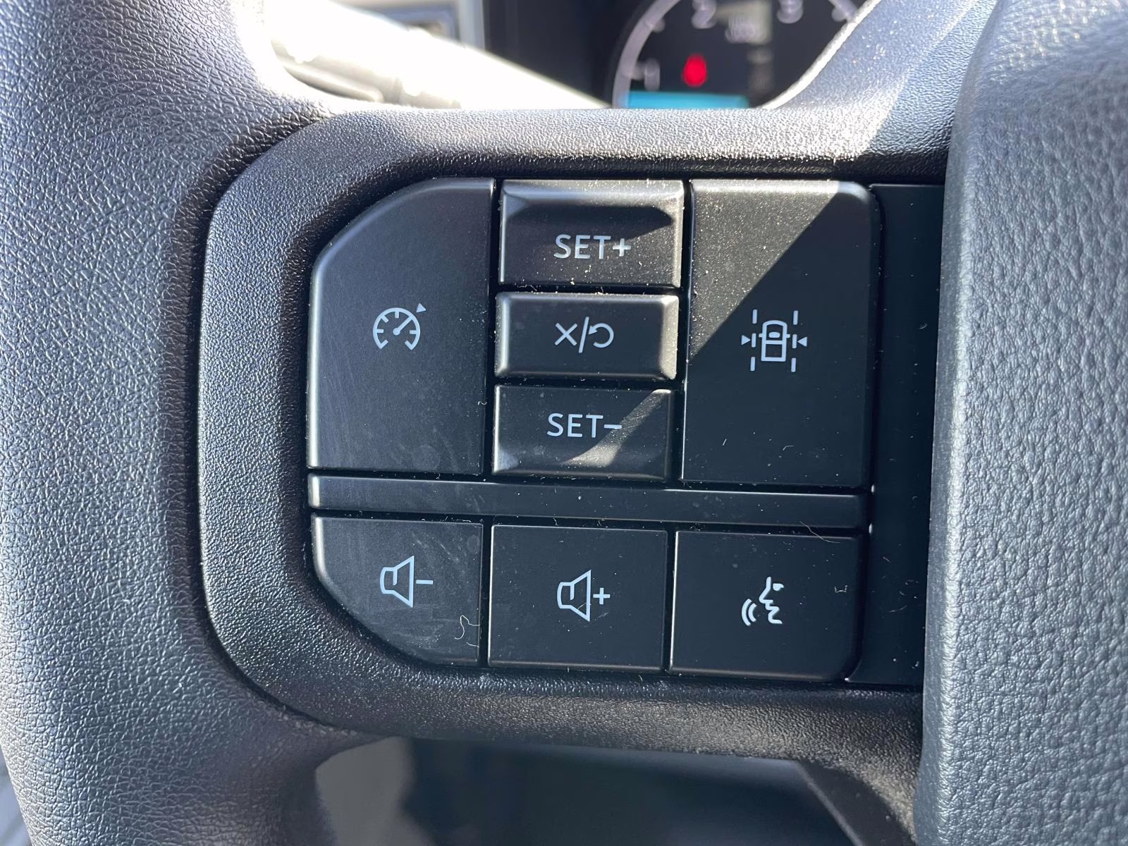 2026 Oxford White Ford Super Duty F-550 DRW XL 4X4 Chassis