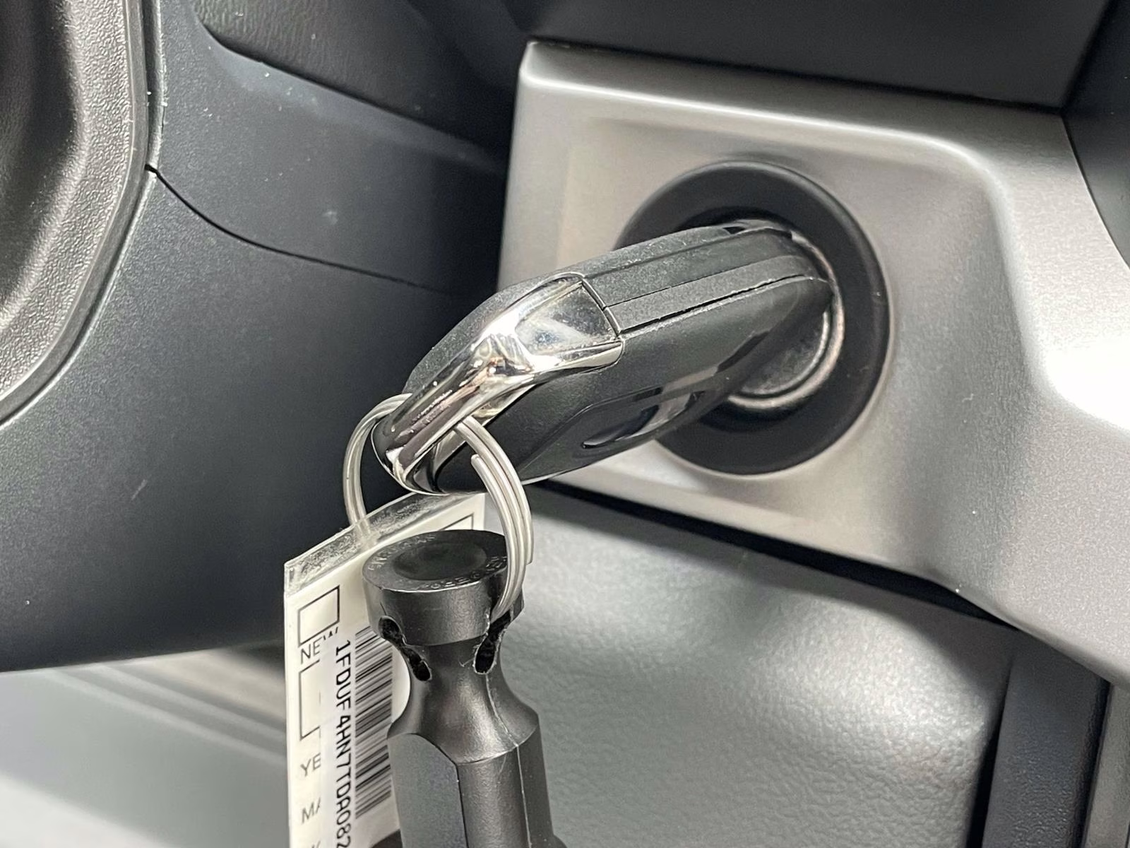 2026 Oxford White Ford Super Duty F-450 DRW XL 4X4 Chassis