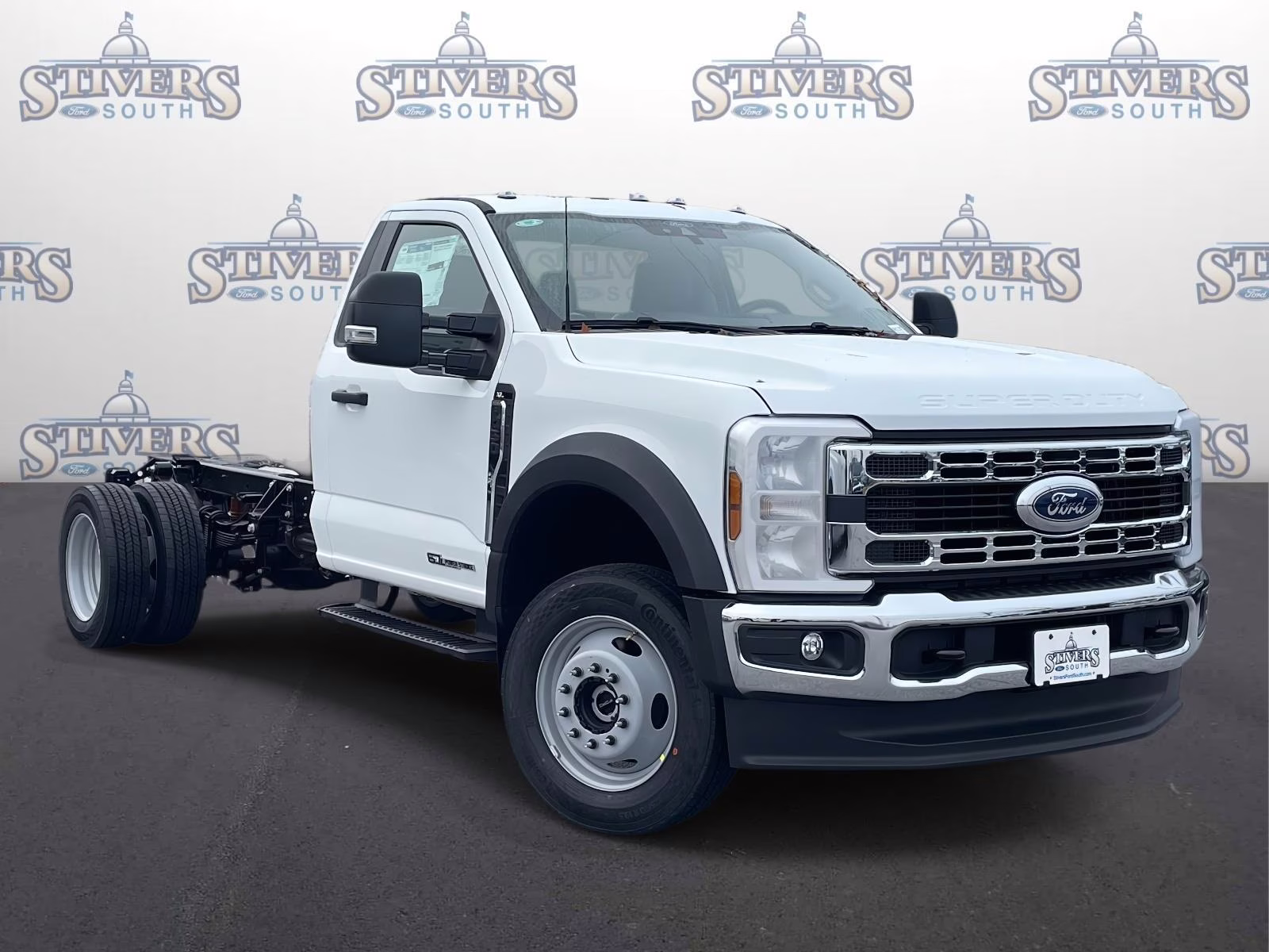 2026 Oxford White Ford Super Duty F-450 DRW XL 4X4 Chassis
