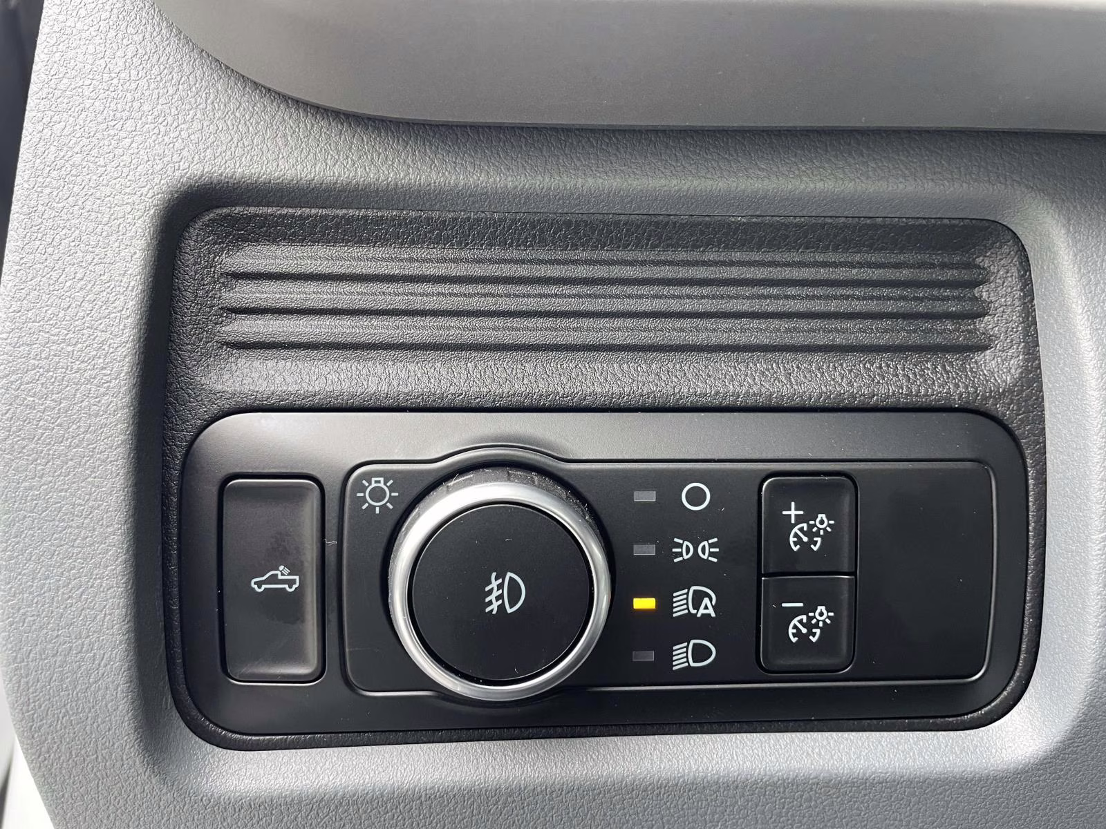 2026 Oxford White Ford Super Duty F-450 DRW XL 4X4 Chassis