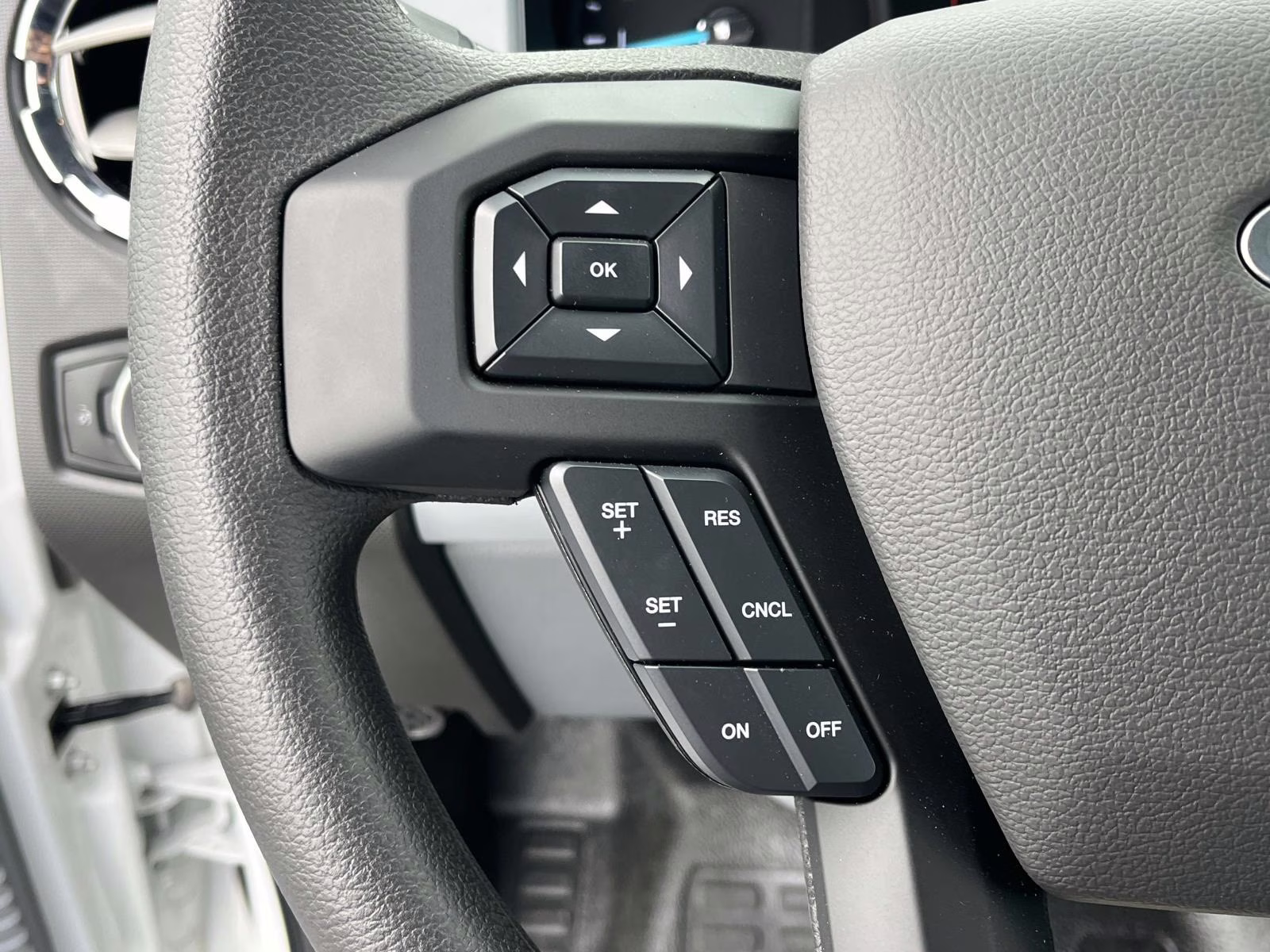 2026 Oxford White Ford F-650SD Base RWD Truck