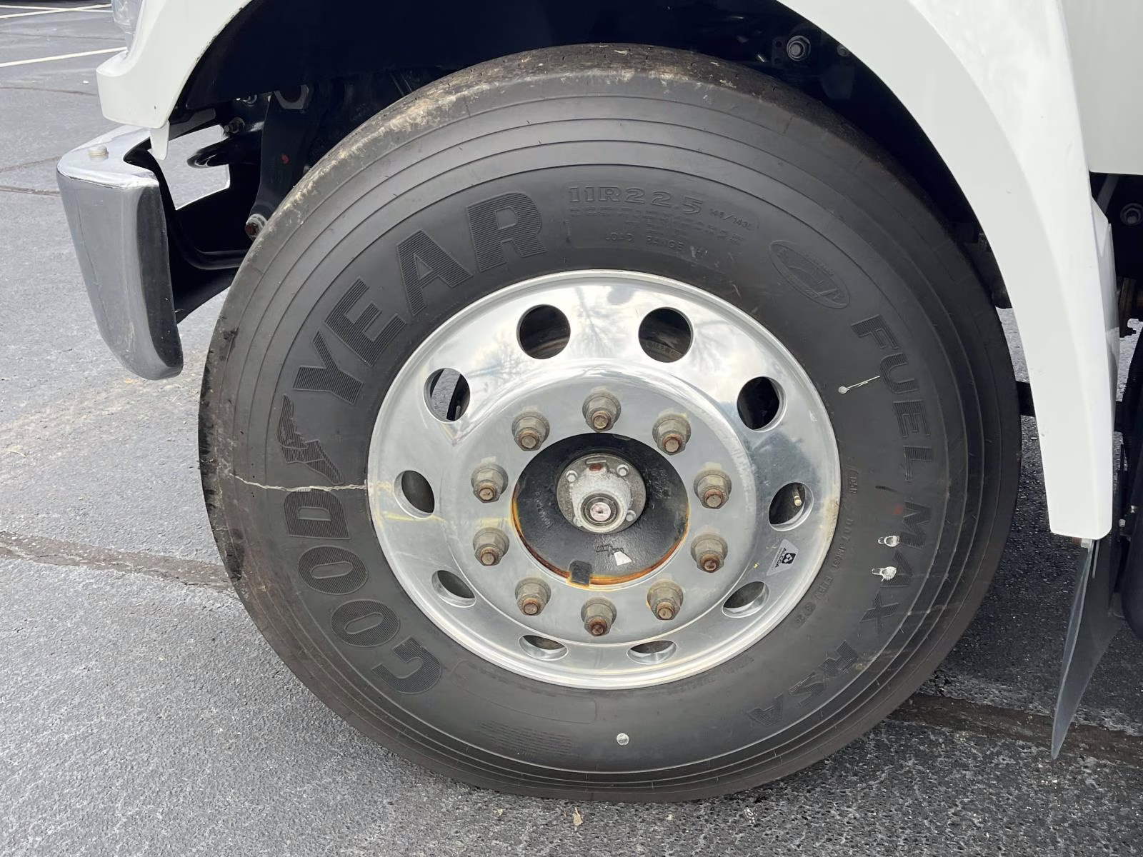 2026 Oxford White Ford F-650SD Base RWD Truck