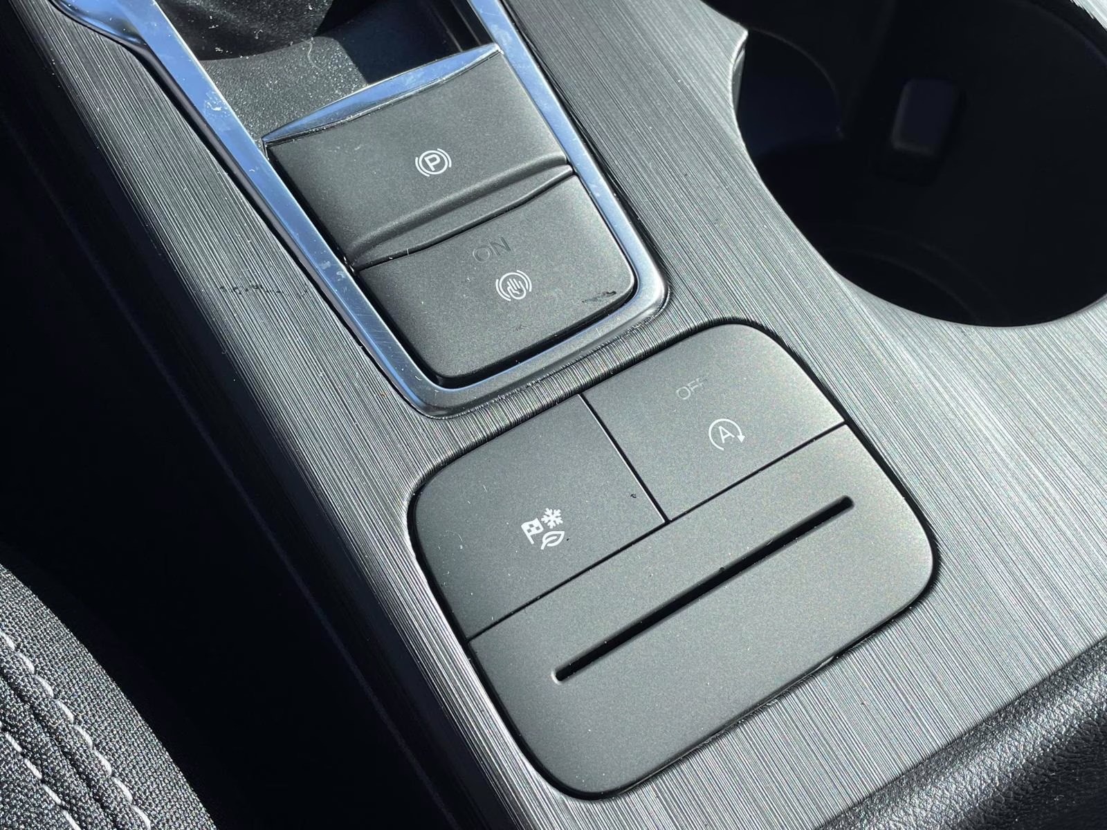 2026 Silver Metallic Ford Escape Active FWD SUV