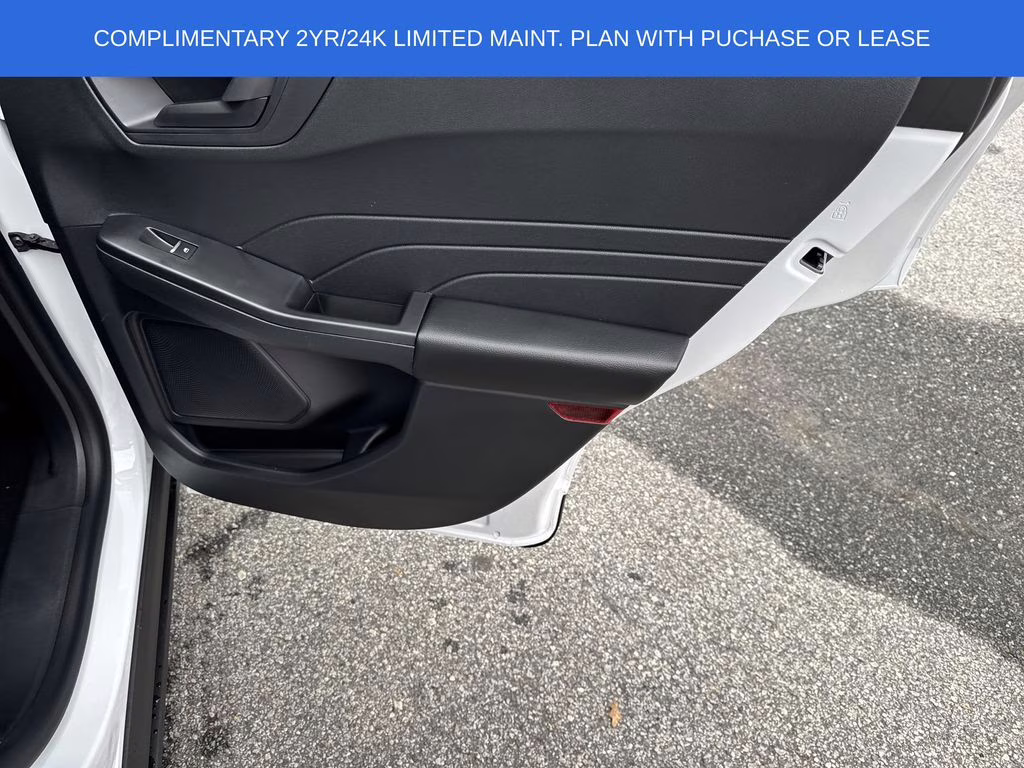 2026 Oxford White Ford Escape Active FWD SUV