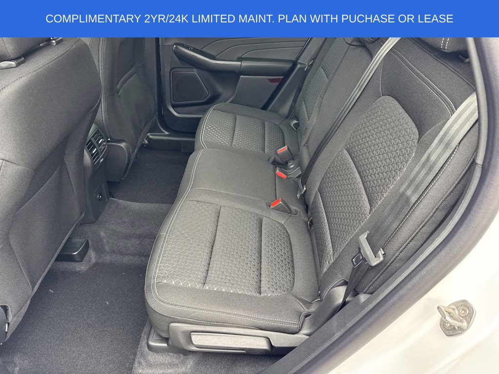 2026 Oxford White Ford Escape Active FWD SUV