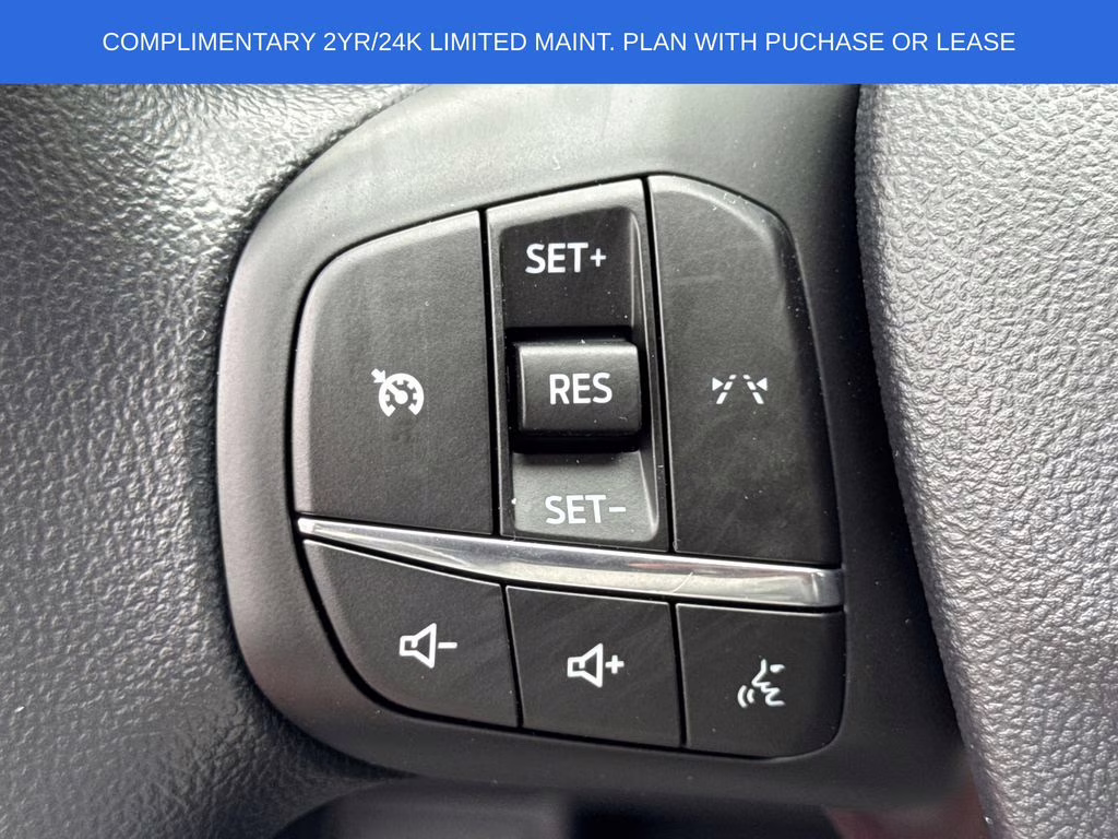 2026 Oxford White Ford Escape Active FWD SUV