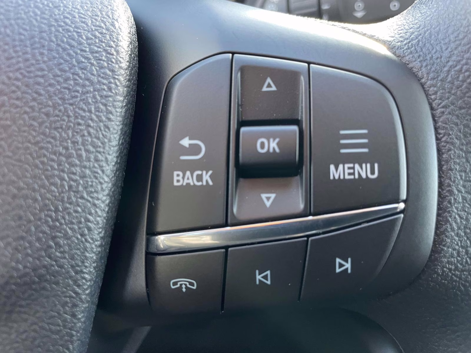 2026 Silver Metallic Ford Escape Active FWD SUV