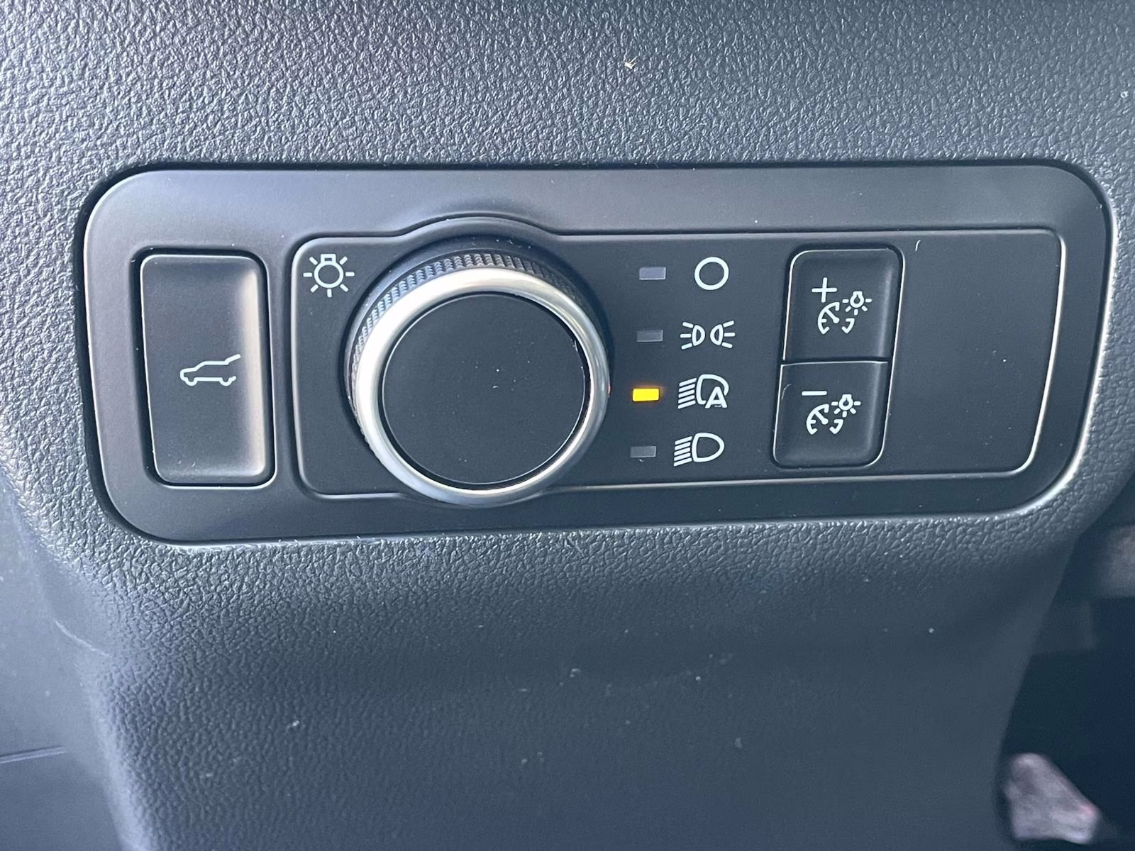 2026 Silver Metallic Ford Escape Active FWD SUV