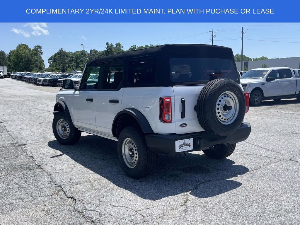 2025 Oxford White Ford Bronco Base 4X4 SUV