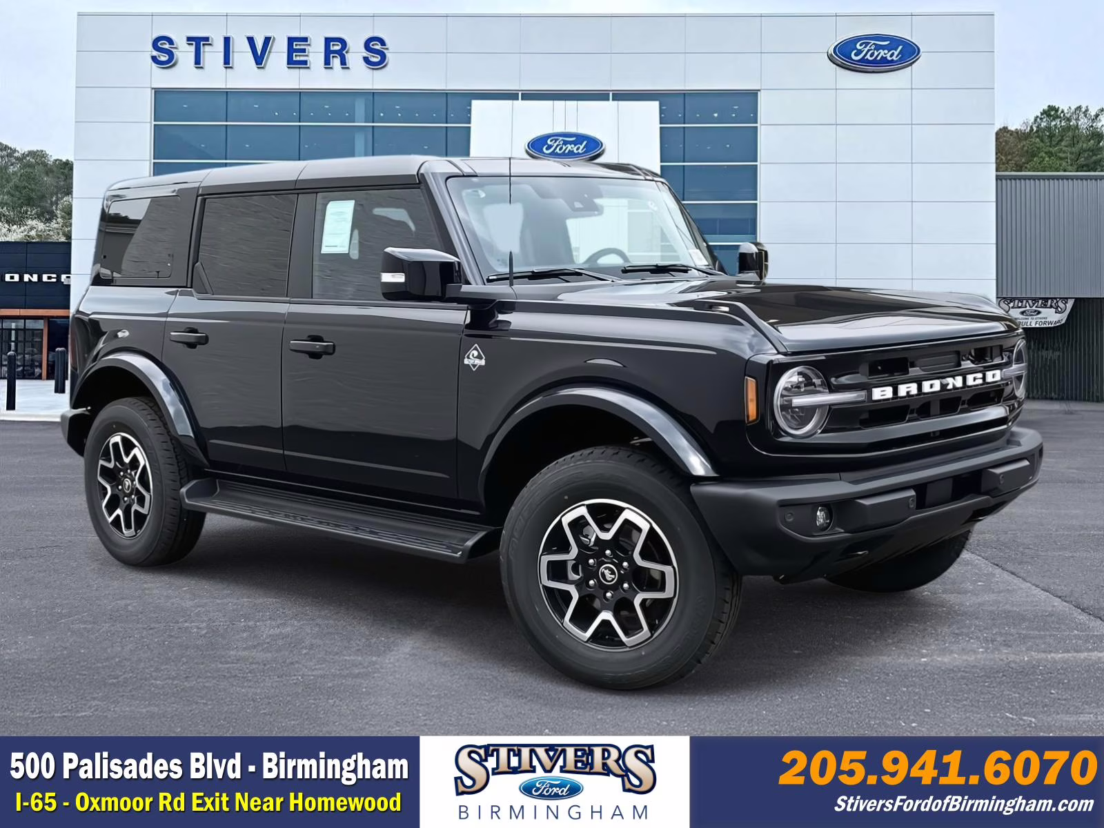 2025 Shadow Black Ford Bronco Outer Banks 4X4 SUV