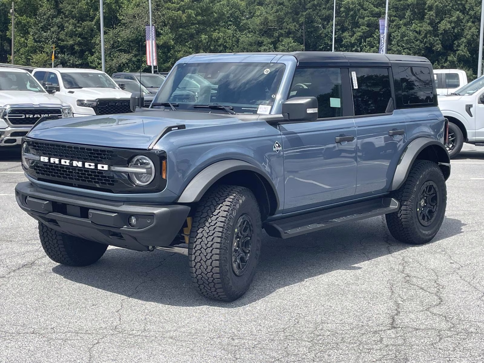 2025 Azure Gray Metallic Ford Bronco Outer Banks 4X4 SUV