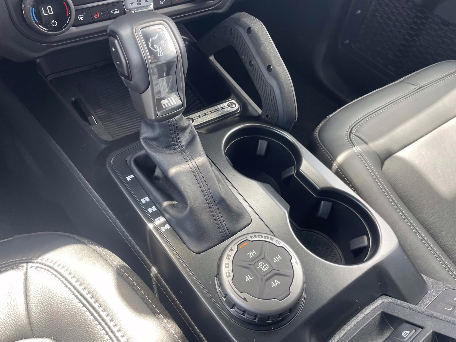 2025 Azure Gray Metallic Ford Bronco Outer Banks 4X4 SUV