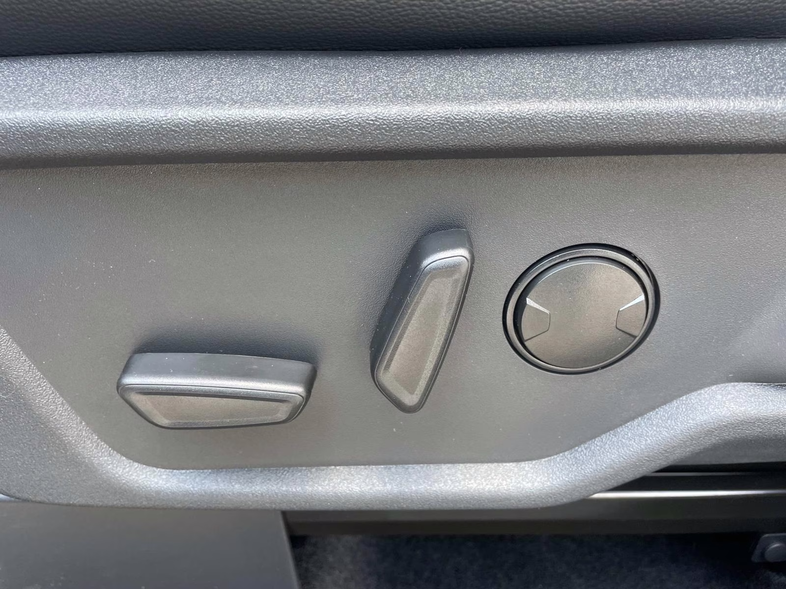 2025 Shadow Black Ford Bronco Outer Banks 4X4 SUV