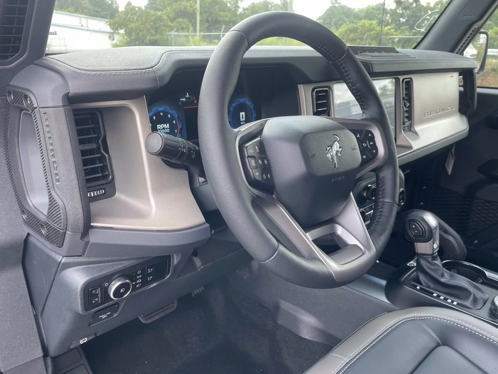 2025 Shadow Black Ford Bronco Outer Banks 4X4 SUV