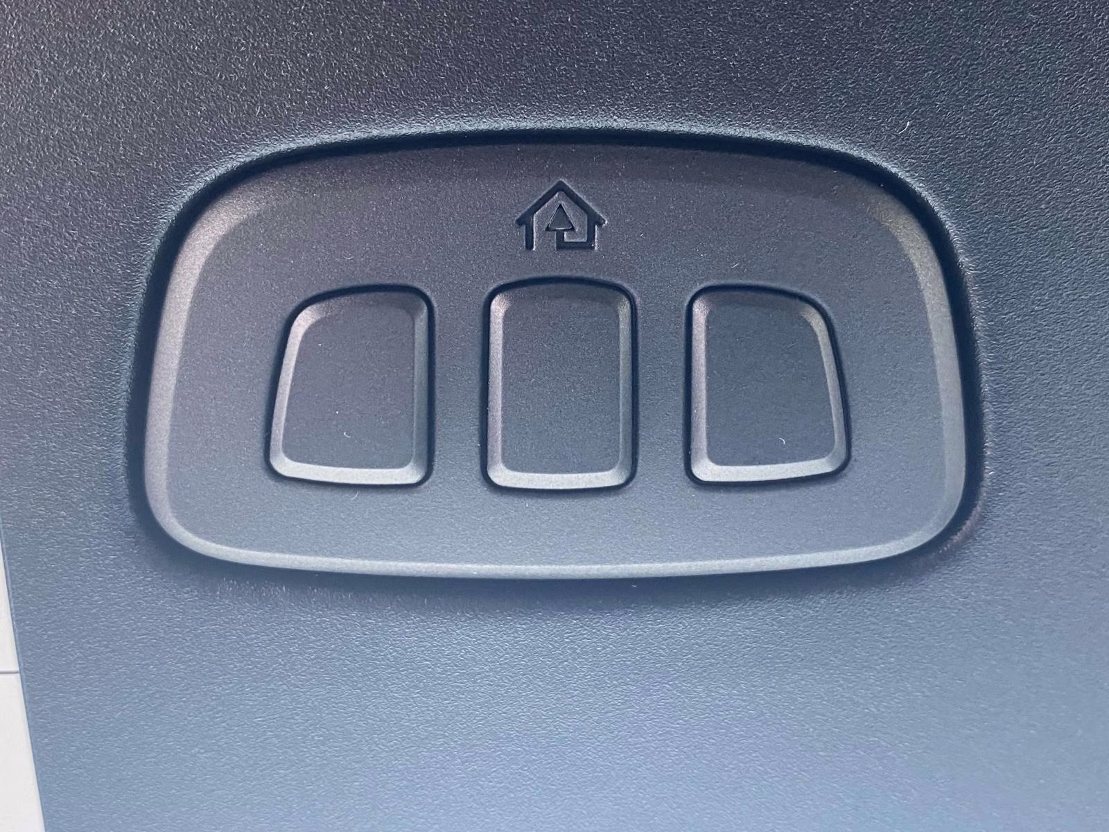 2025 Azure Gray Metallic Ford Bronco Outer Banks 4X4 SUV