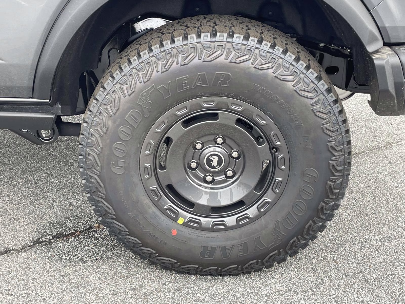 2025 Gray Metallic Ford Bronco Badlands 4X4 SUV