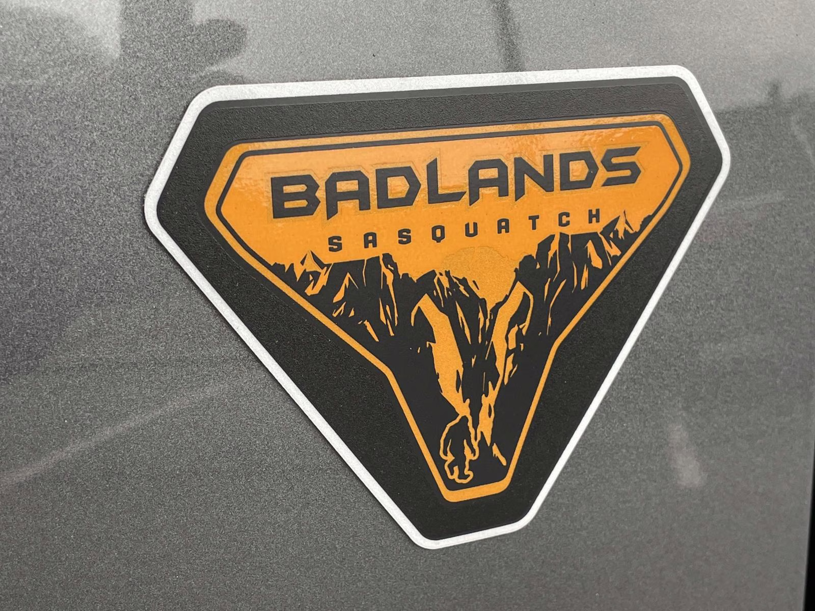 2025 Gray Metallic Ford Bronco Badlands 4X4 SUV