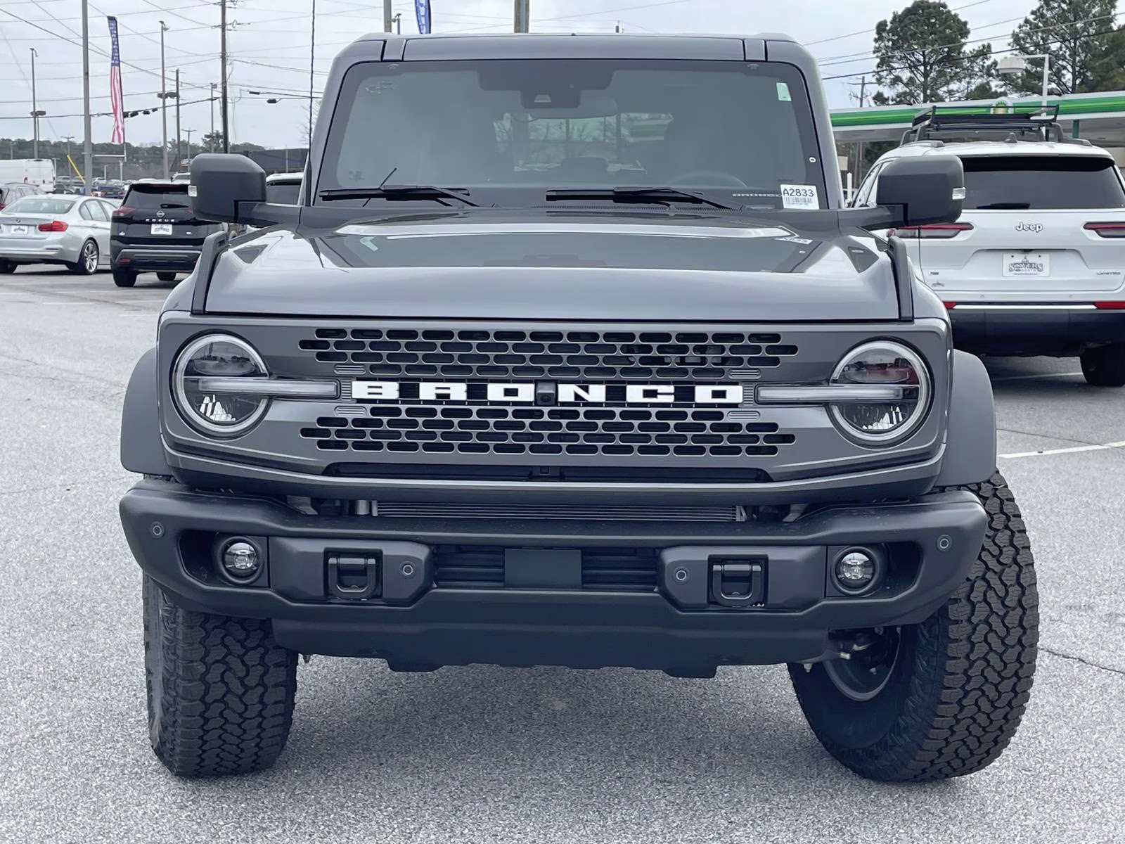 2025 Gray Metallic Ford Bronco Badlands 4X4 SUV