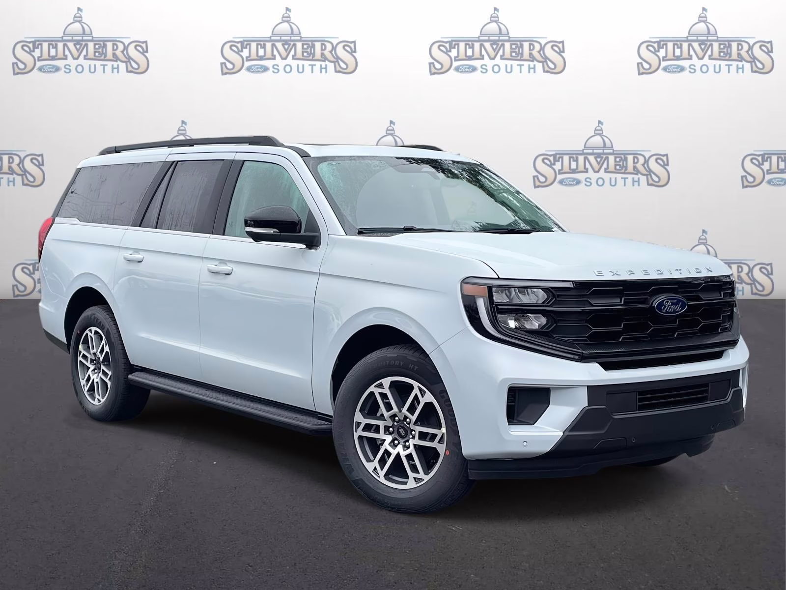 2026 Silver Metallic Ford Expedition Max Active RWD SUV