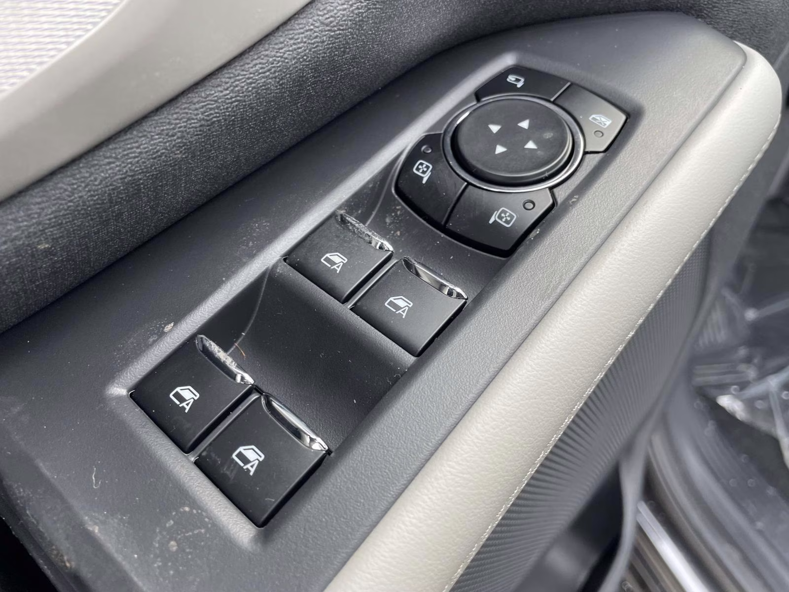 2026 Gray Metallic Ford Expedition Max Active RWD SUV