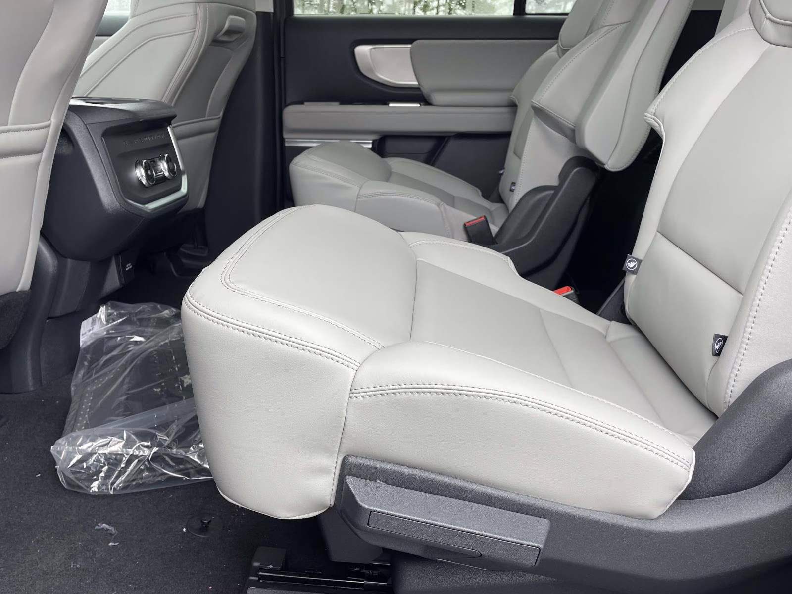 2026 Gray Metallic Ford Expedition Max Active RWD SUV