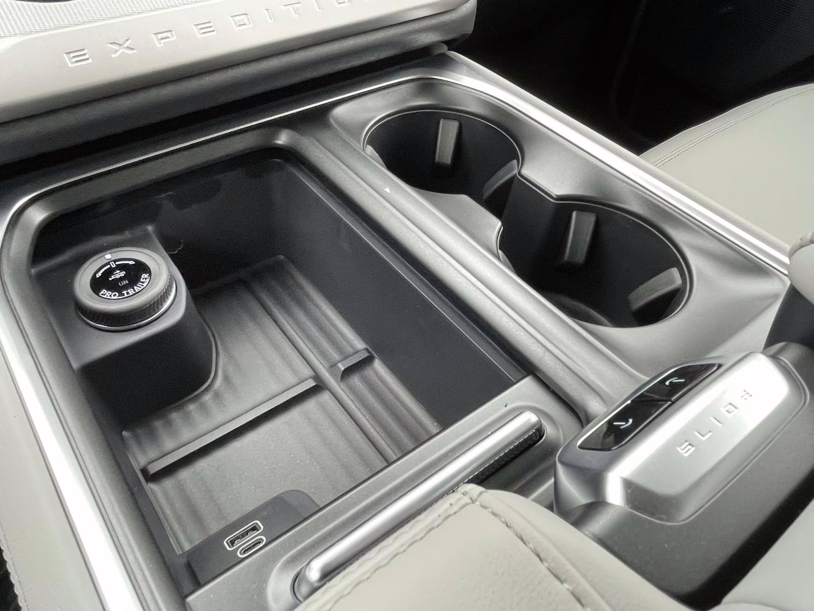 2026 Gray Metallic Ford Expedition Max Active RWD SUV