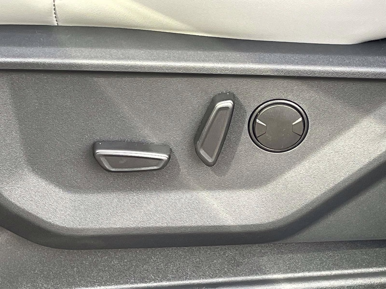 2026 Black Metallic Ford Expedition Max Active RWD SUV