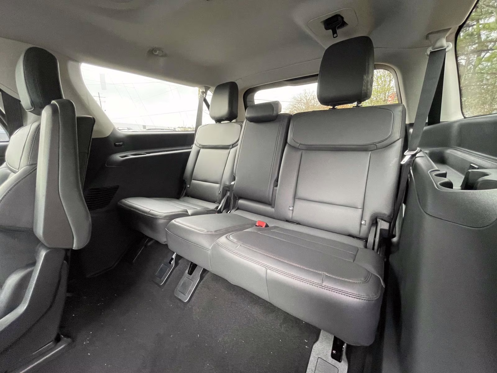 2025 Gray Metallic Ford Expedition Max Active 4X4 SUV