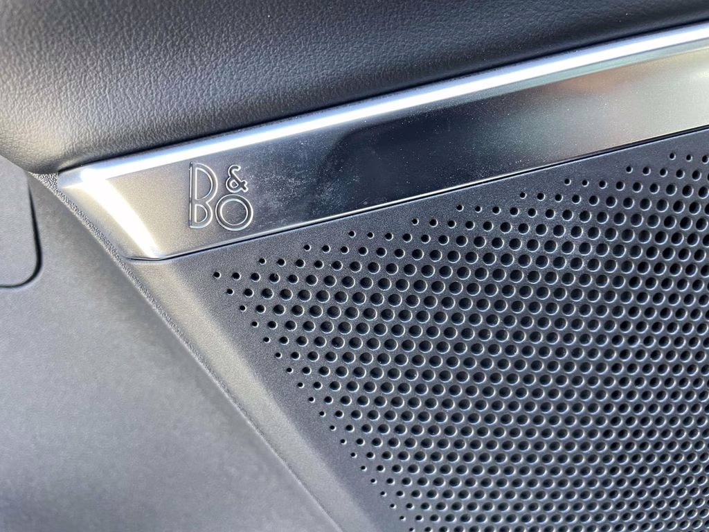 2025 Star White Metallic Tri-Coat Ford Expedition Max Platinum 4X4 SUV