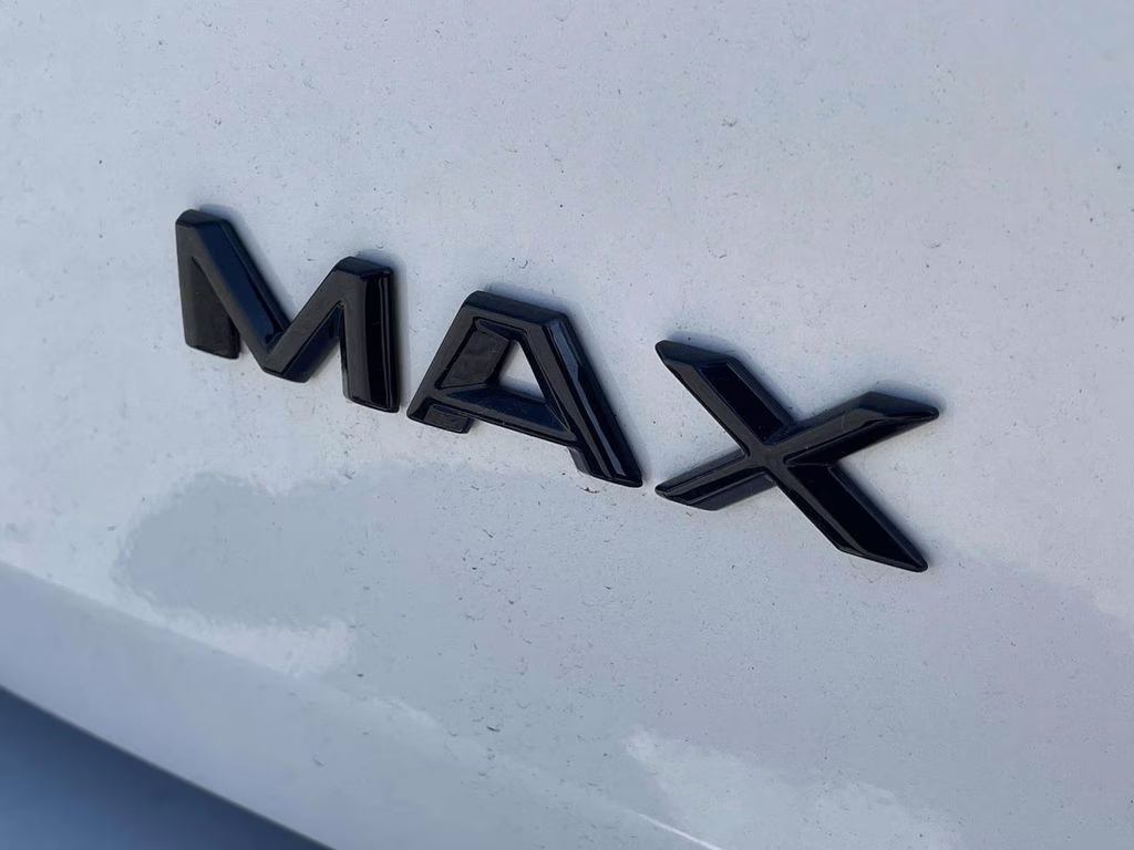 2025 Star White Metallic Tri-Coat Ford Expedition Max Platinum 4X4 SUV